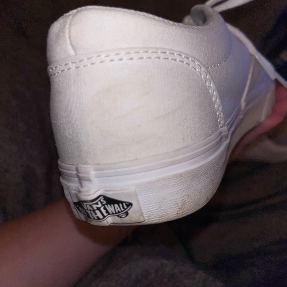 Vans - Picture 7 of 7